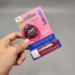 بالم لب لبلو رنگی حاوی عصاره تمشک Labello